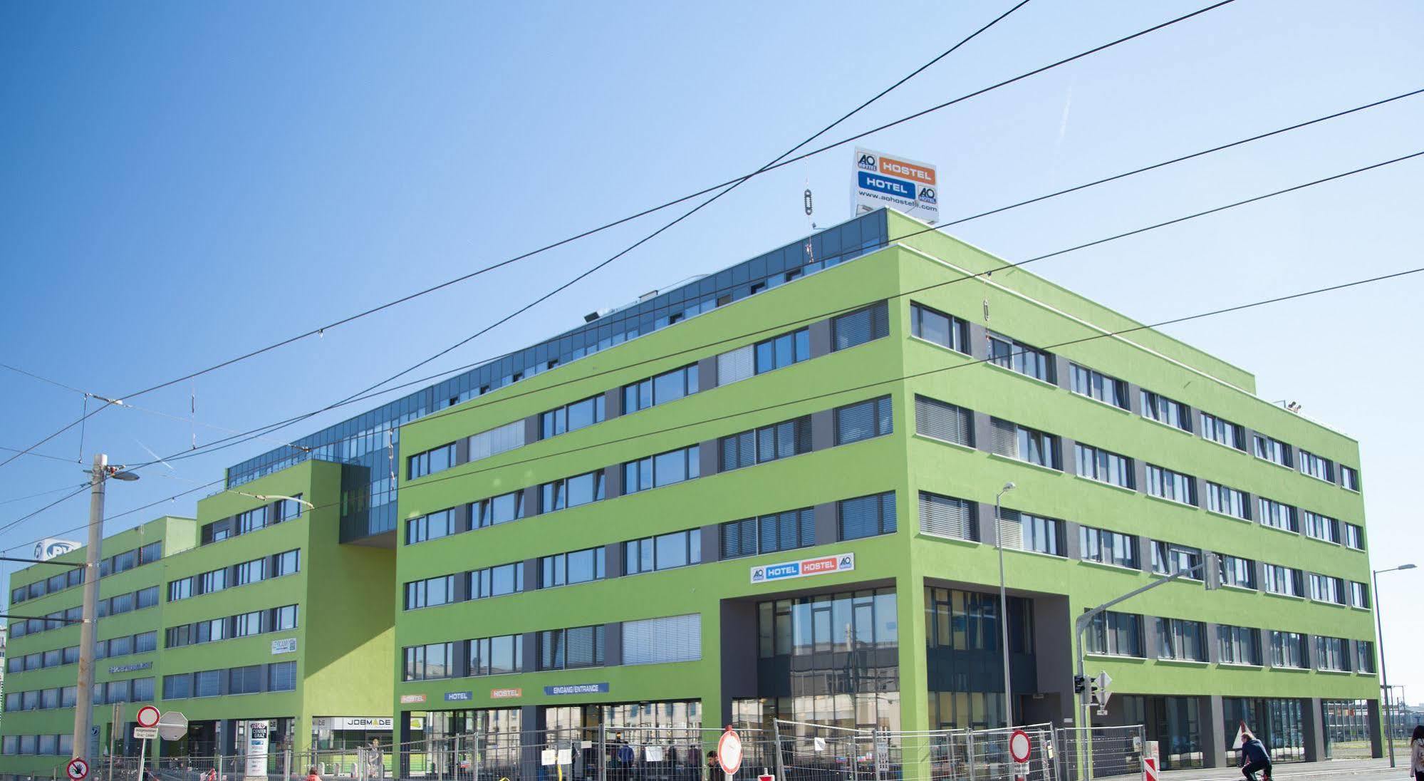A&O Graz Hauptbahnhof Hostel Exterior photo